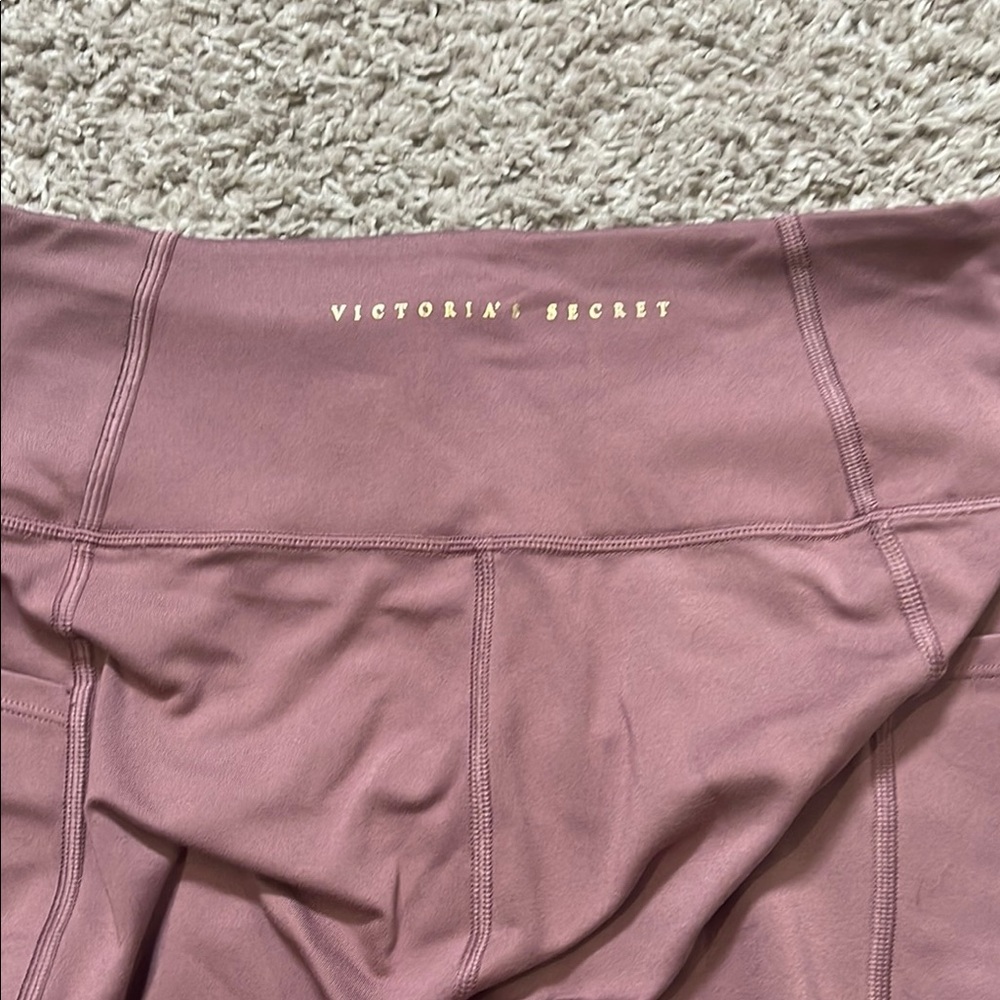 Victoria’s Secret Mauve High-Waisted Leggings - Picture 2 of 5